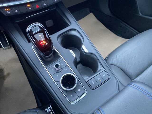 Used 2025 Cadillac XT4 Sport image 17