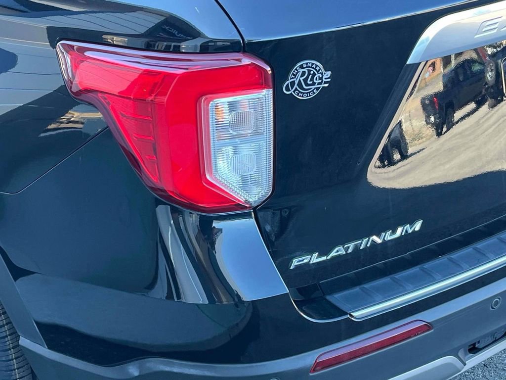 Used 2020 Ford Explorer Platinum w/ Premium Technology Package image 10