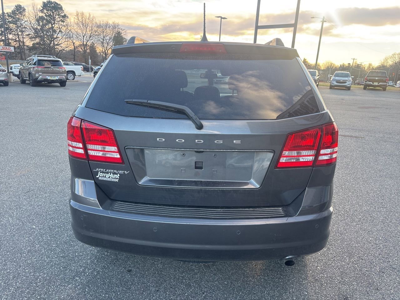 Used 2020 Dodge Journey SE w/ SE Popular Equipment Group image 7