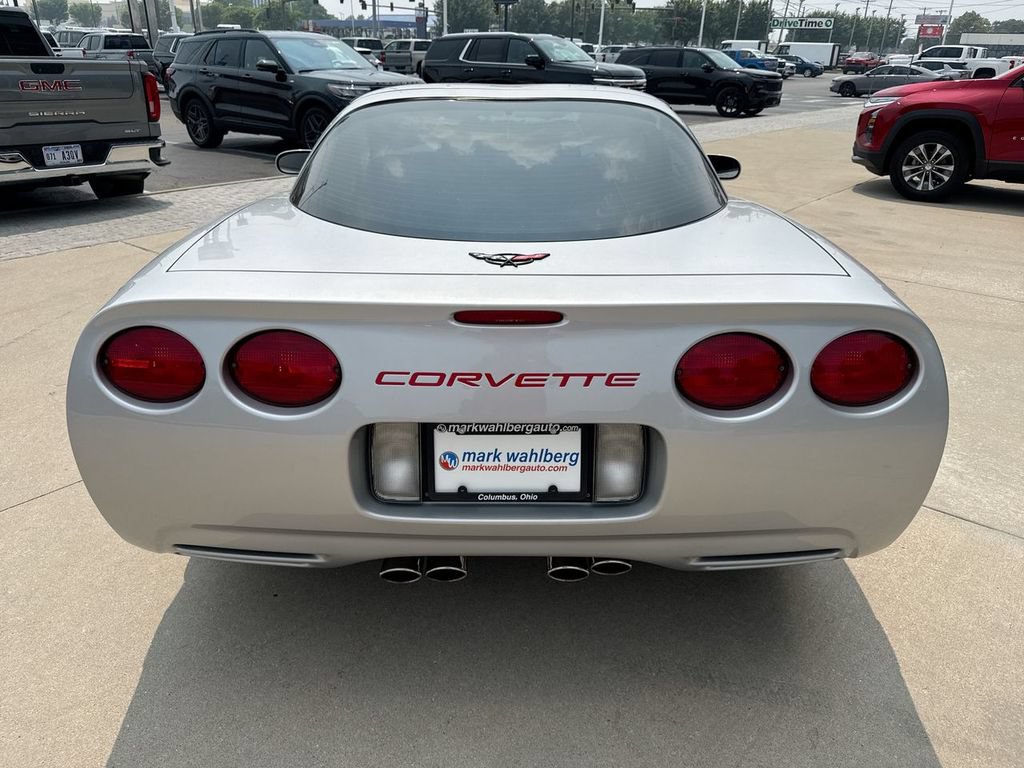 Used 1999 Chevrolet Corvette Coupe w/ Memory Pkg RWD image 12