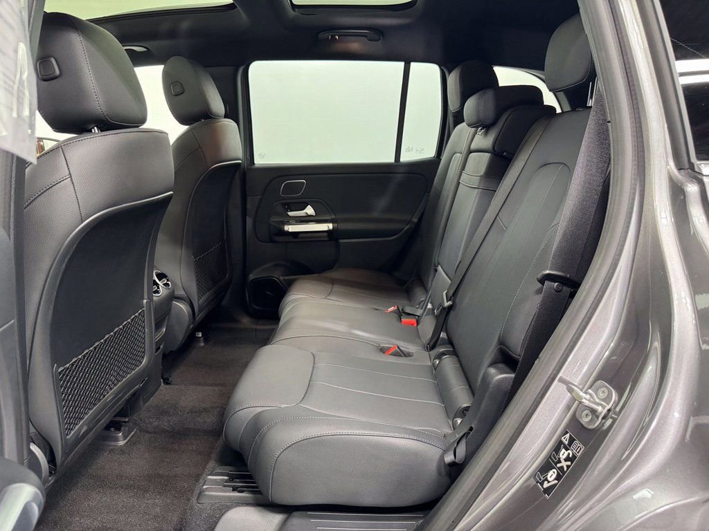 Certified 2023 Mercedes-Benz EQB 300 4MATIC w/ Pinnacle Package image 25