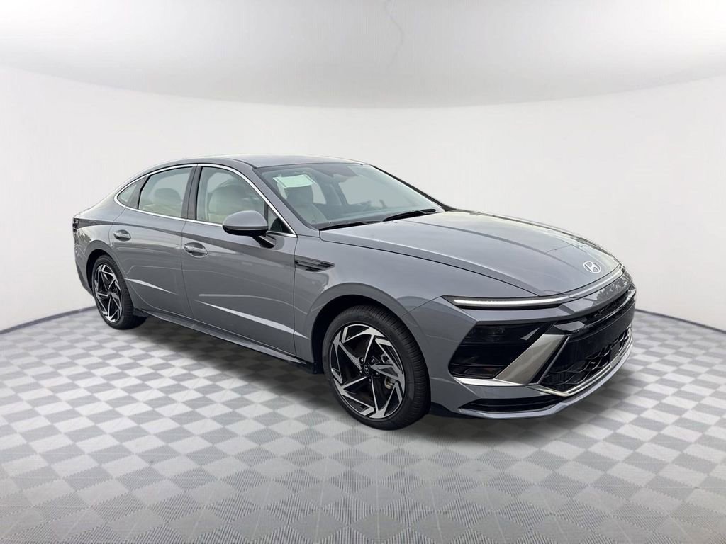 New 2026 Hyundai Sonata SEL FWD image 3