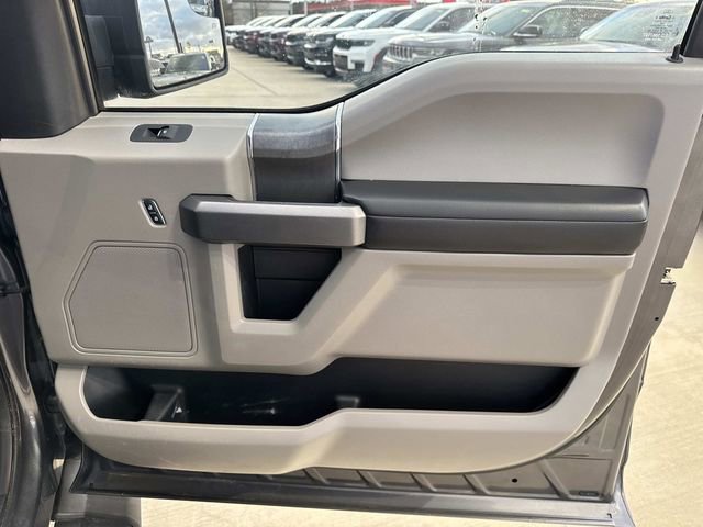 Used 2015 Ford F150 XLT w/ Equipment Group 302A Luxury image 16