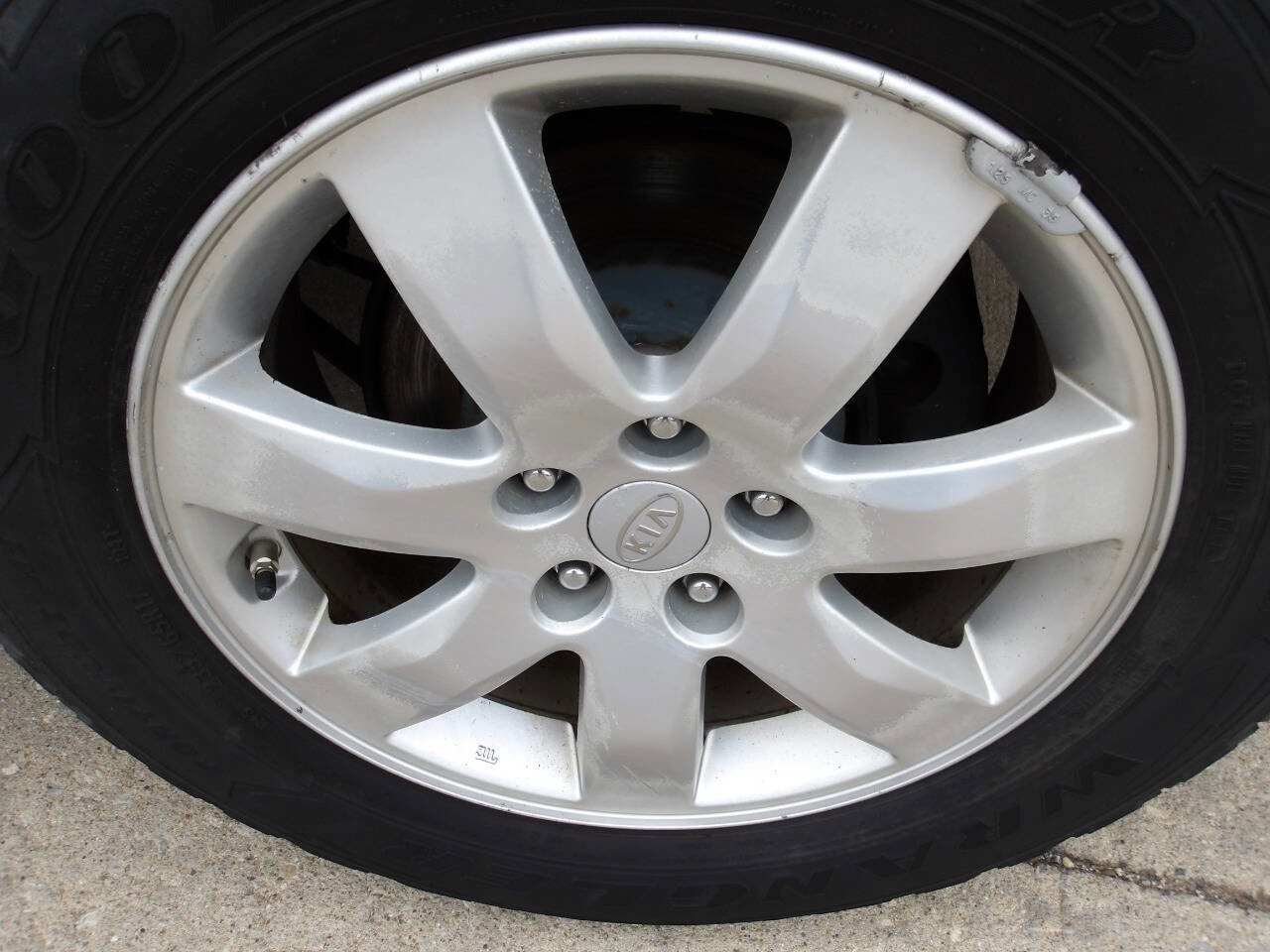 Used 2011 Kia Sorento LX FWD image 27