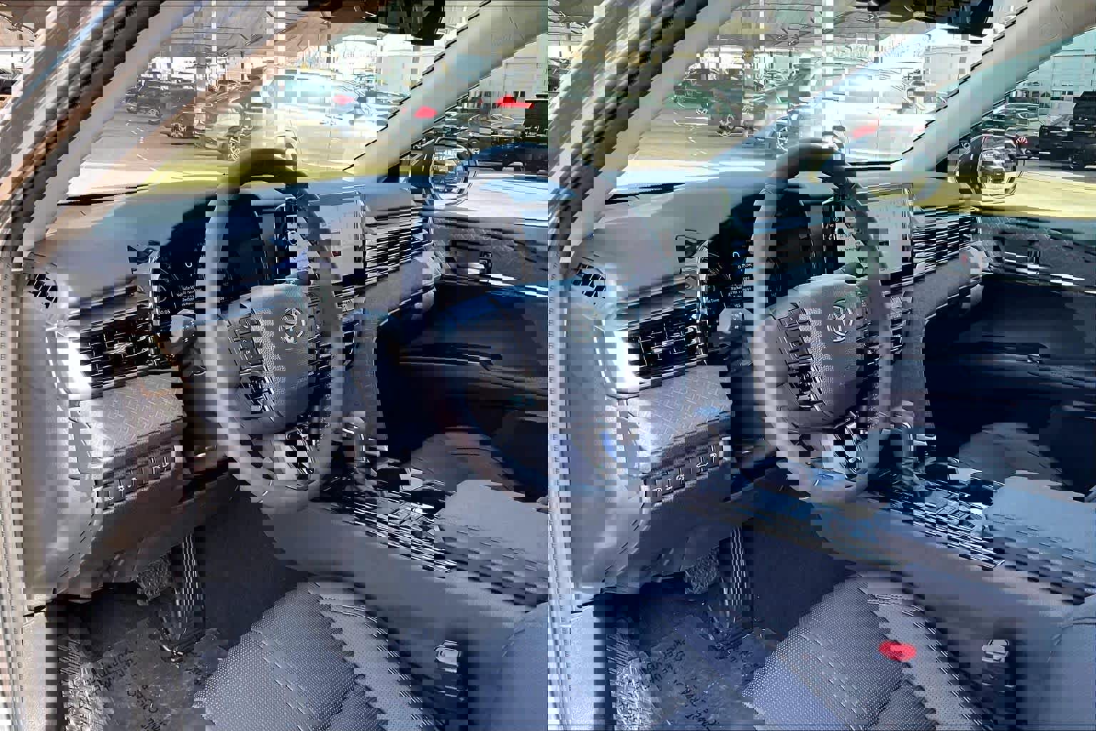 Used 2026 Toyota Camry XLE image 16