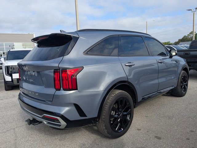 Used 2022 Kia Sorento SX image 3