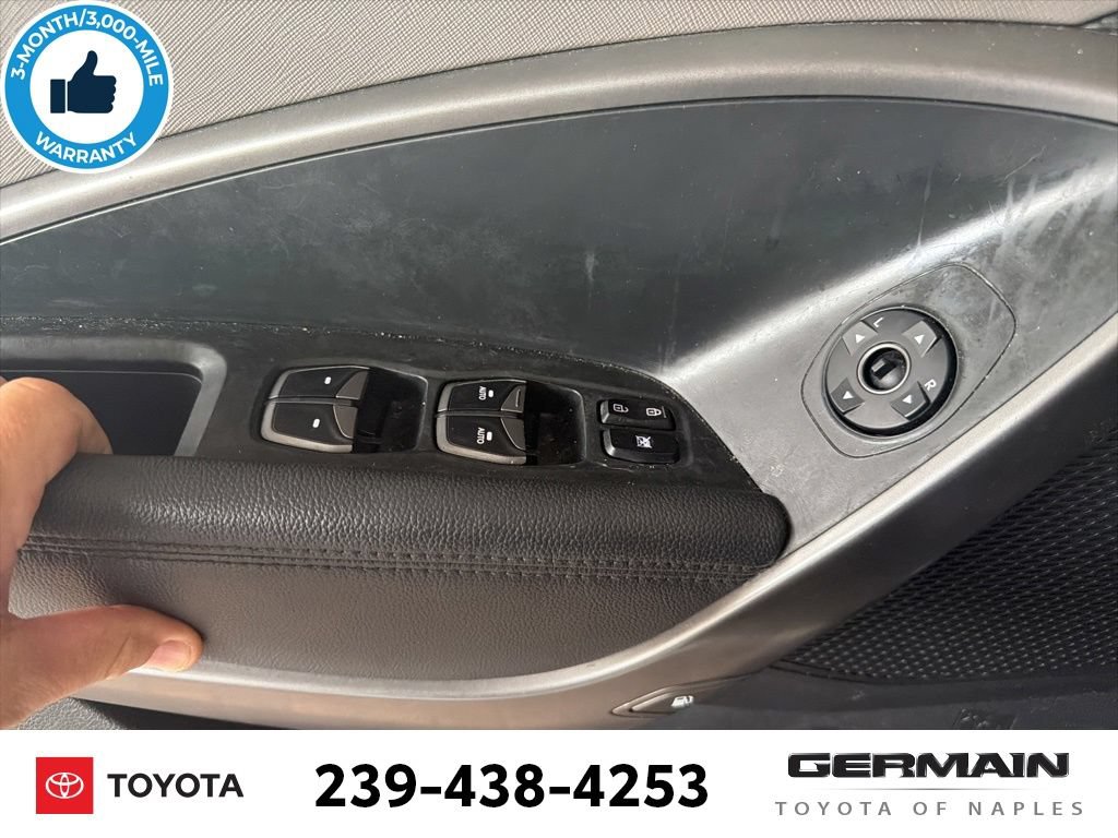 Used 2017 Hyundai Santa Fe SE w/ SE Premium Package 02 AWD/4WD image 18