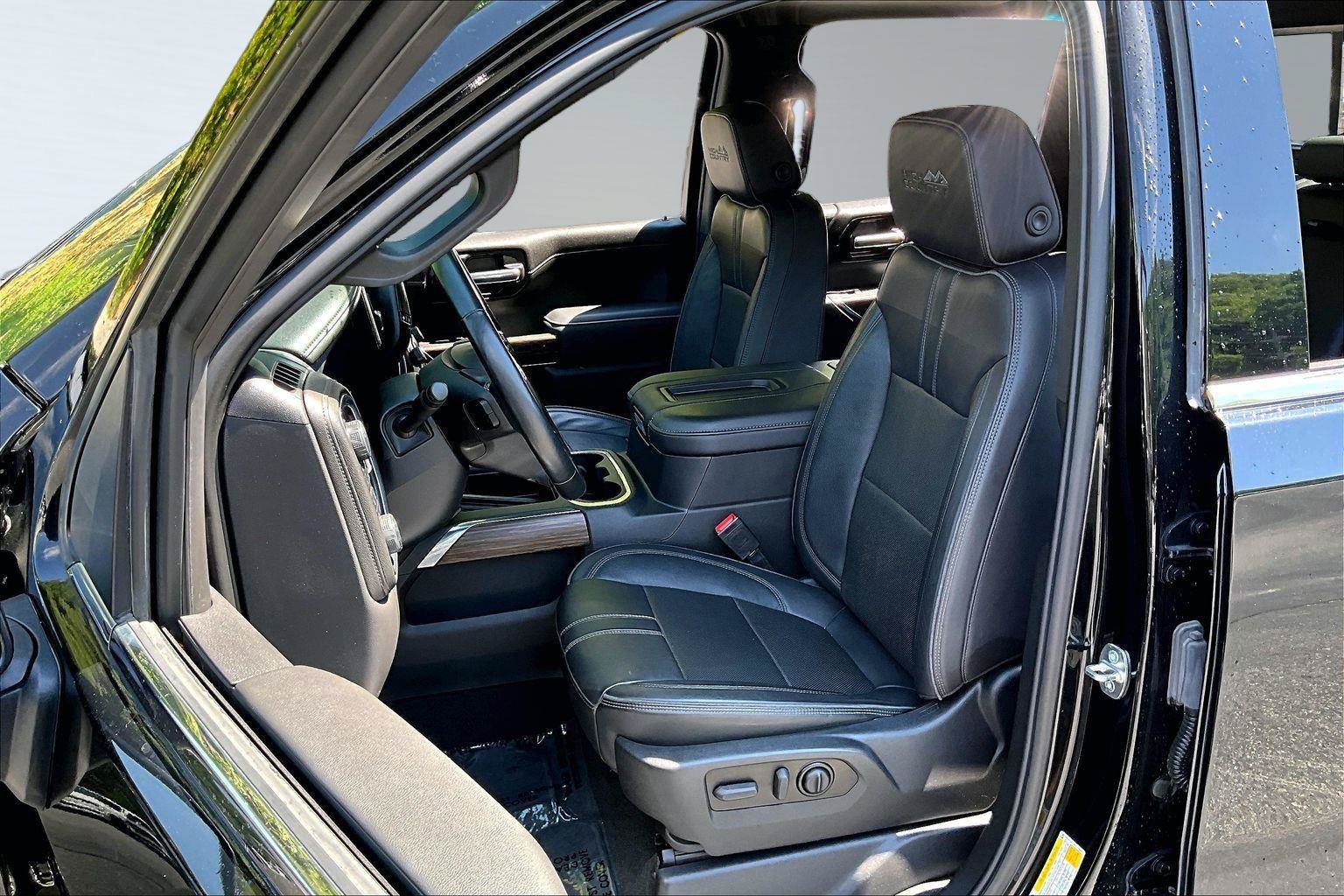 Used 2022 Chevrolet Silverado 1500 High Country AWD/4WD image 26