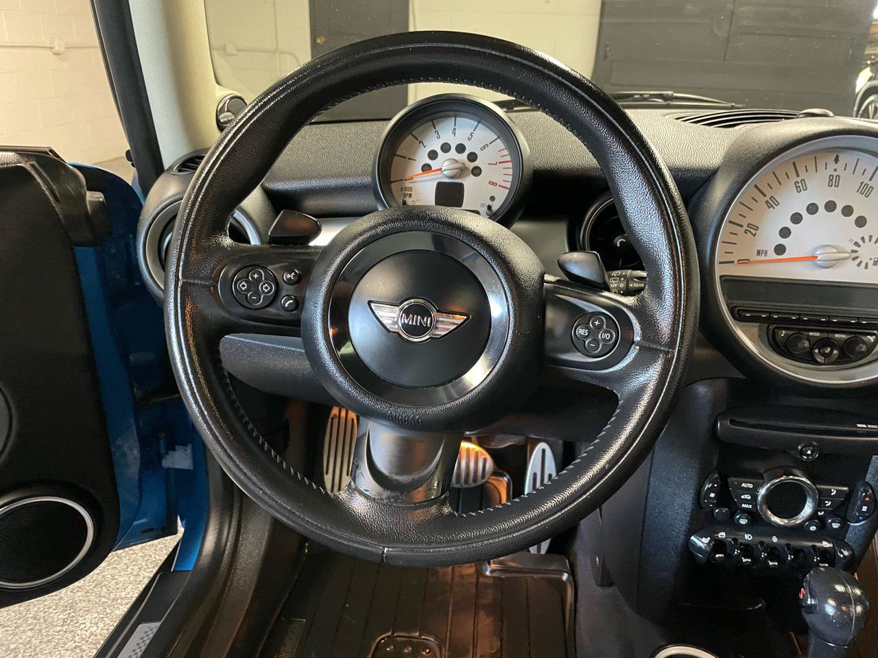 Used 2011 MINI Cooper S FWD image 15