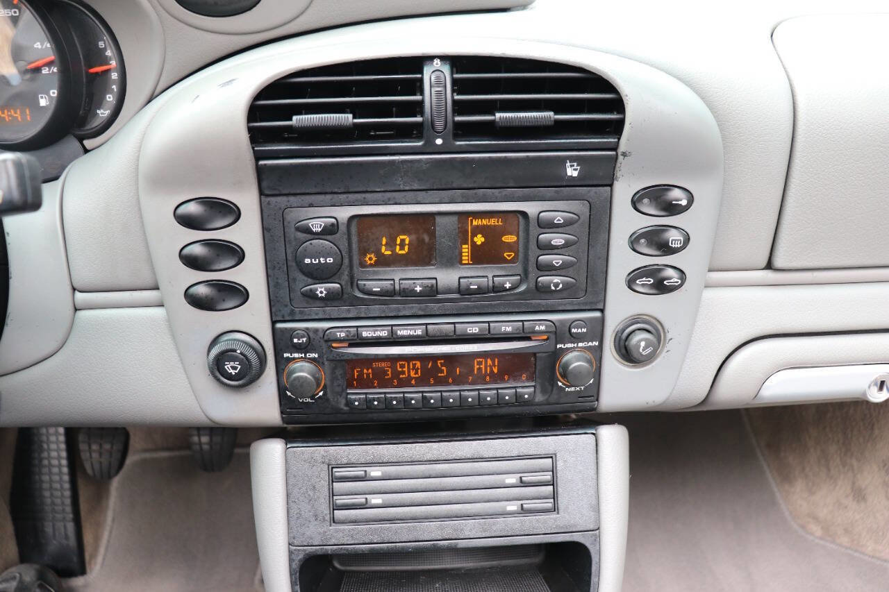 Used 2003 Porsche 911 Carrera image 28