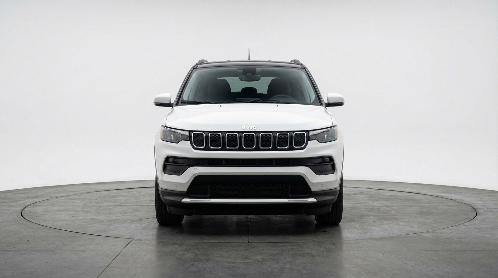 Used 2025 Jeep Compass Limited AWD/4WD image 2