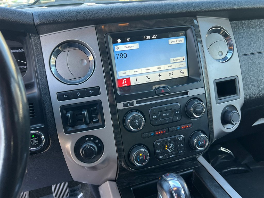 Used 2017 Ford Expedition Limited image 17