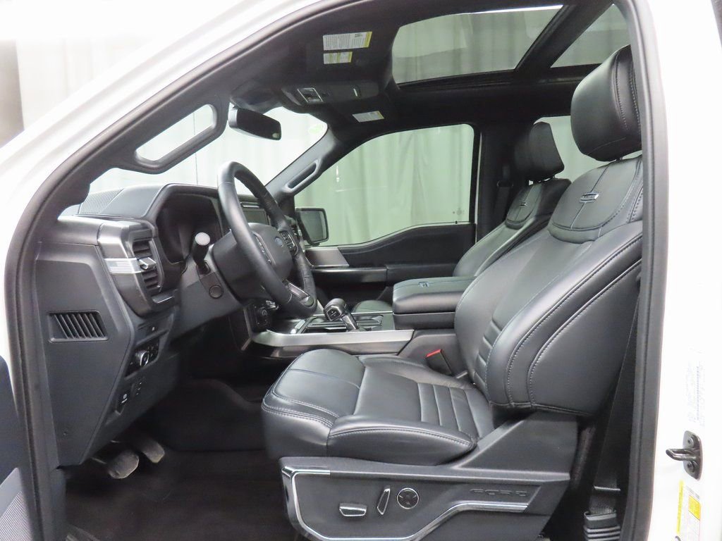 Used 2025 Ford F150 Platinum image 9