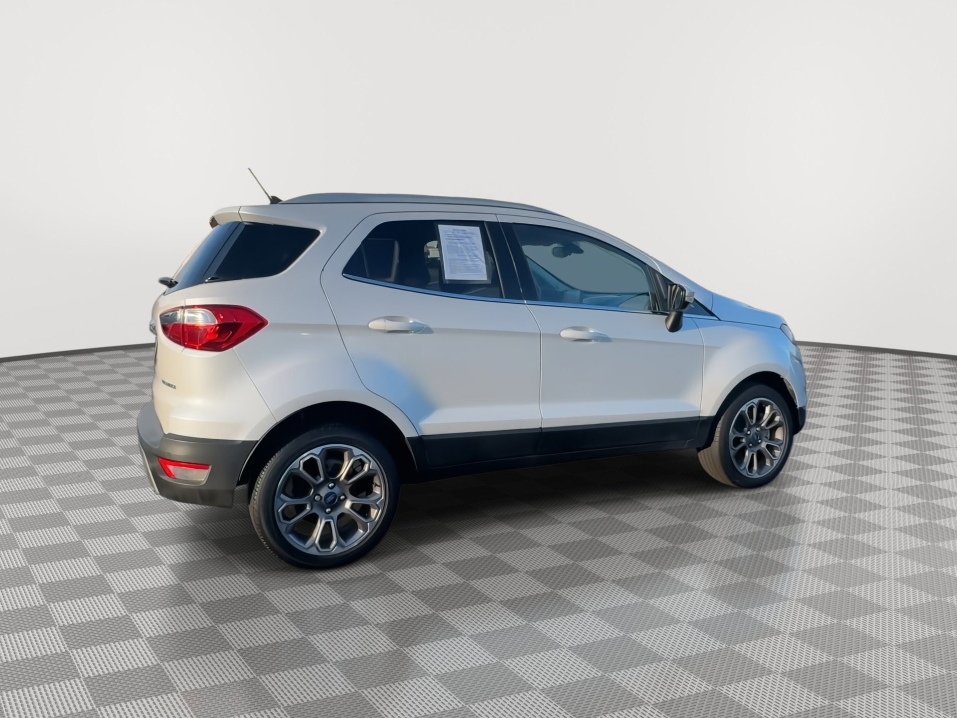 Used 2021 Ford EcoSport Titanium image 9
