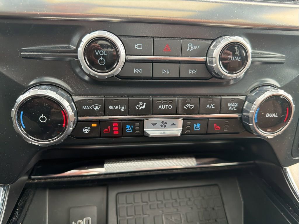 Used 2025 Ford F150 King Ranch image 11