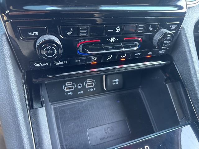 Used 2023 Jeep Grand Cherokee L Laredo image 23