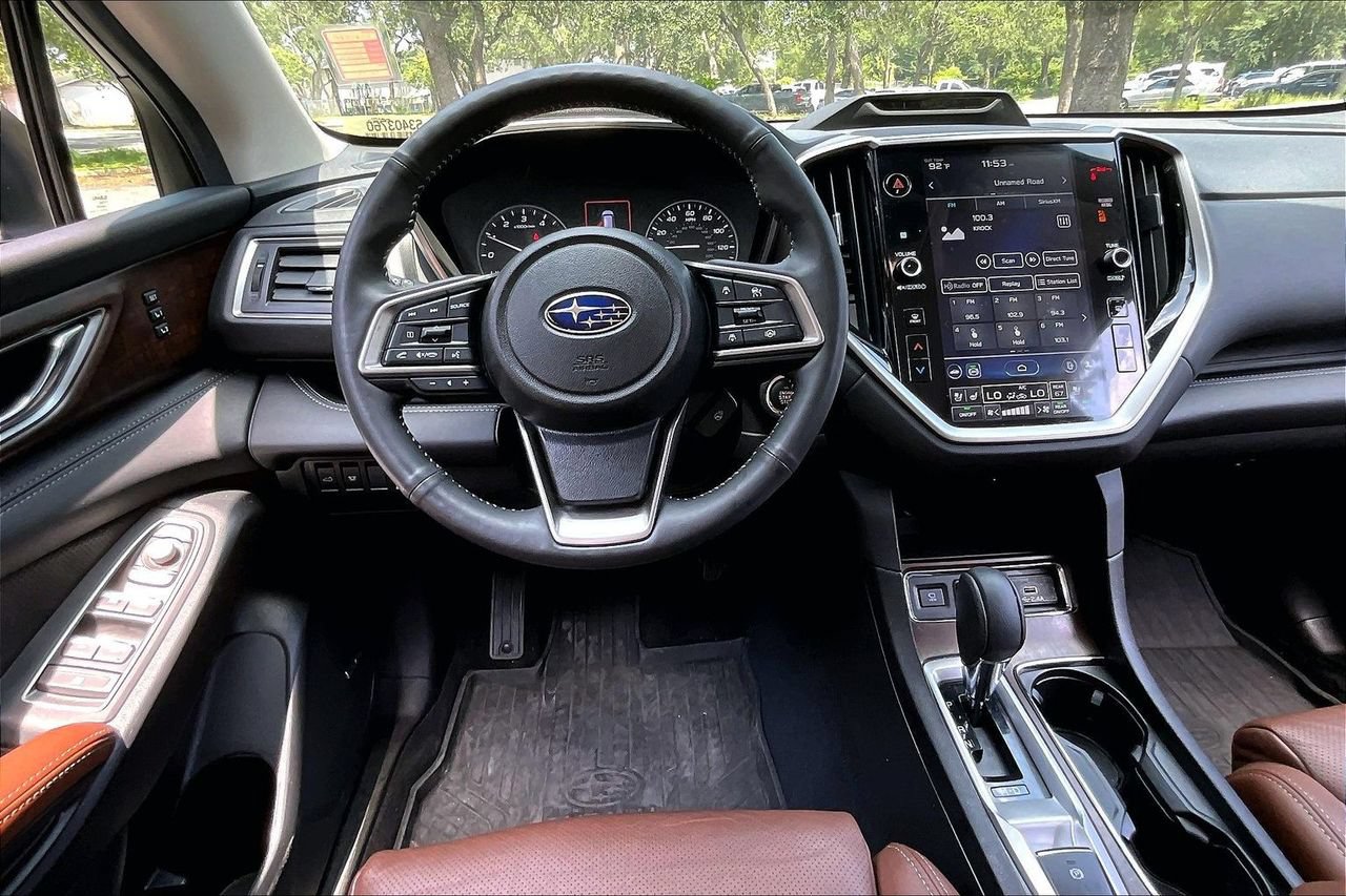 Used 2025 Subaru Ascent Touring w/ Popular Package #1 AWD/4WD image 8