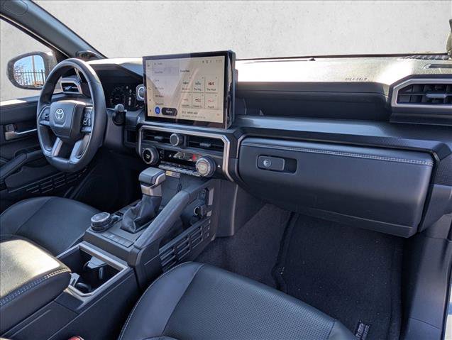 Used 2025 Toyota 4Runner Limited image 22