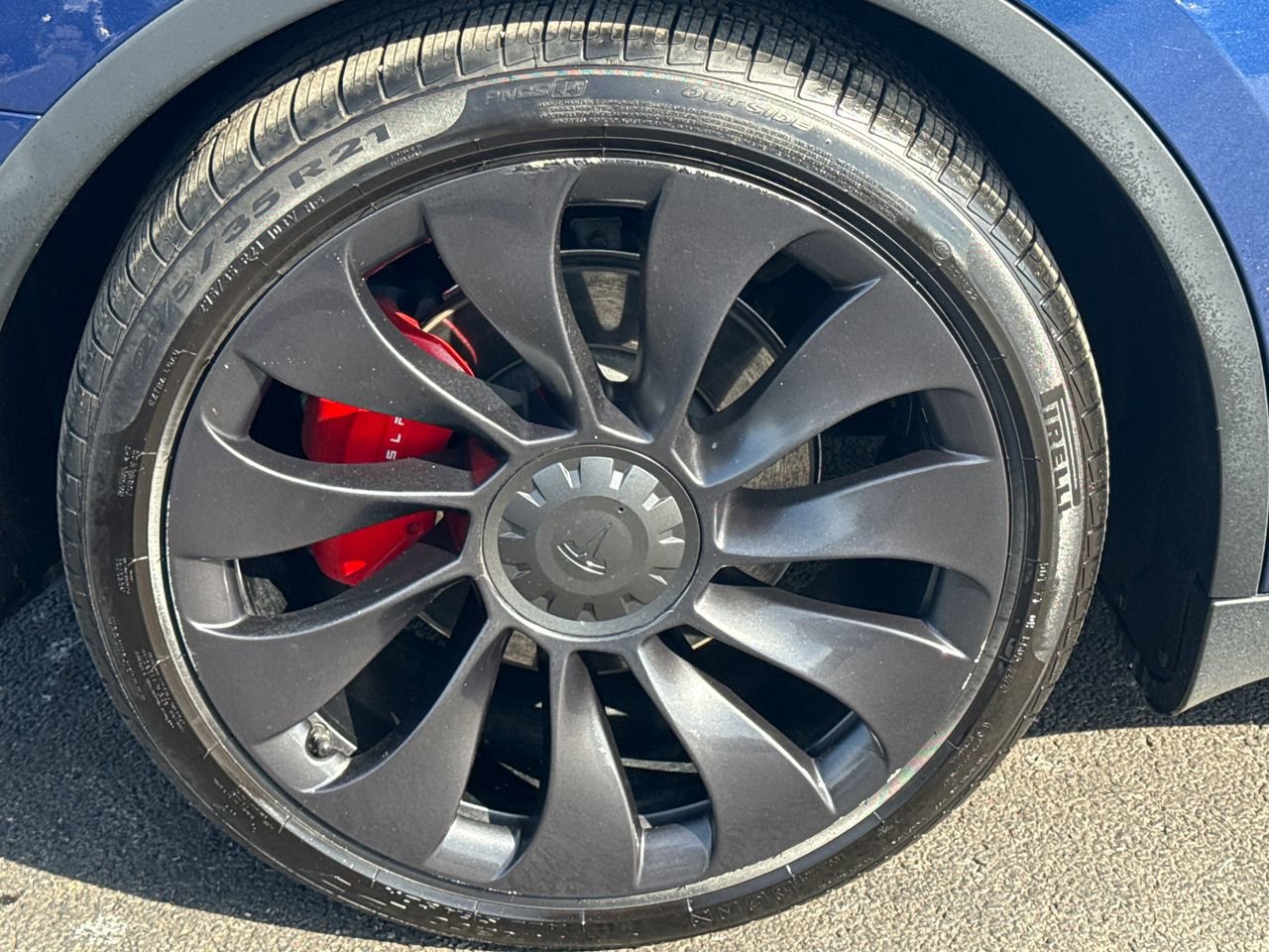 Used 2022 Tesla Model Y Performance image 9