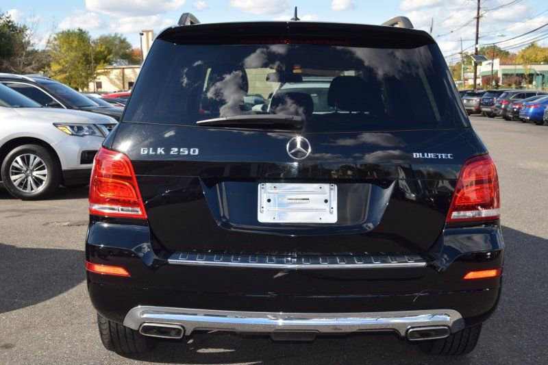 Used 2015 Mercedes-Benz GLK 250 BlueTEC 4MATIC image 13