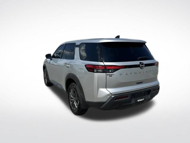 Used 2024 Nissan Pathfinder S FWD image 7