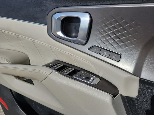 Used 2024 Kia Sorento SX Prestige AWD/4WD image 12