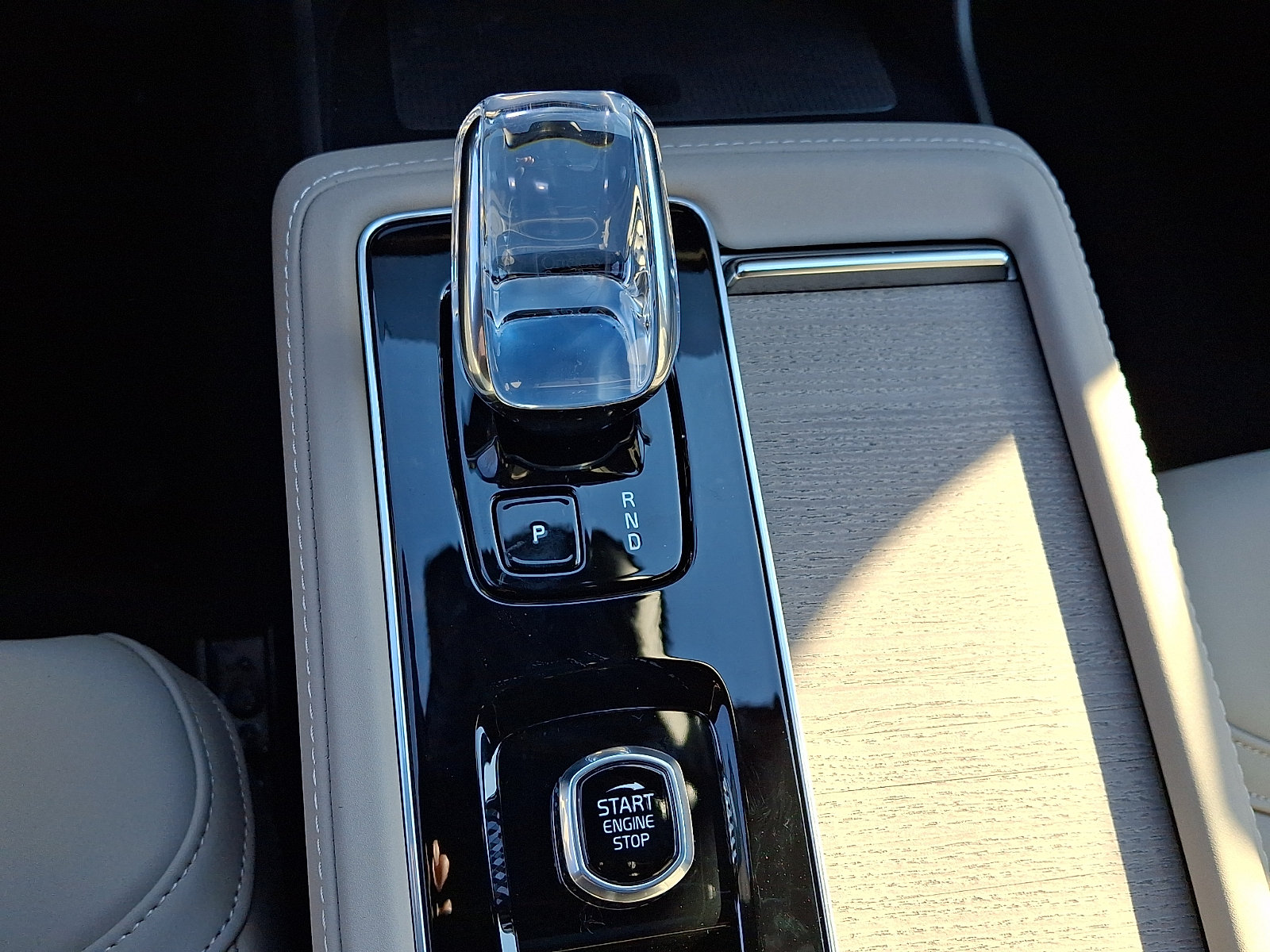 New 2026 Volvo XC90 B5 Plus AWD/4WD image 11