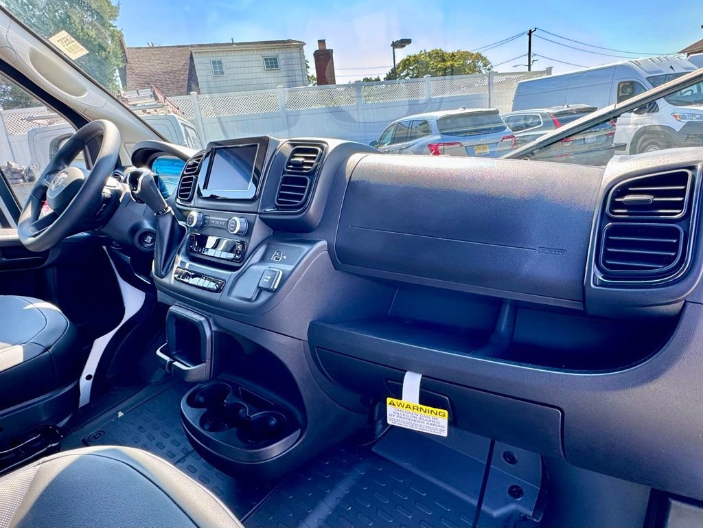 Used 2025 RAM ProMaster 3500 w/ Safety Group image 19