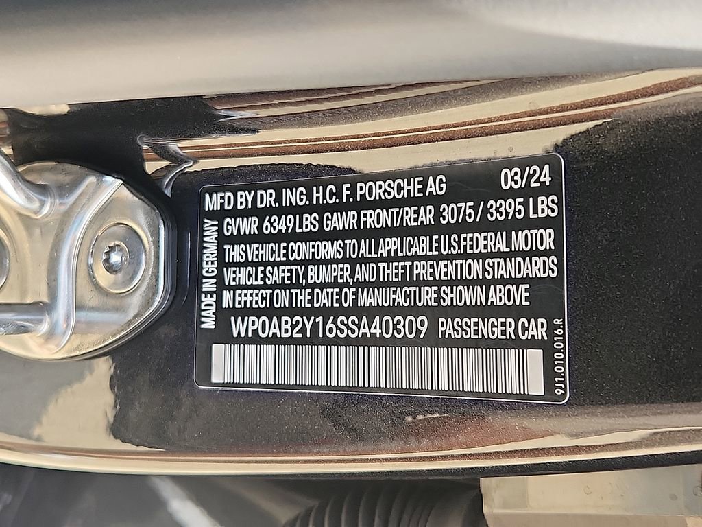 Certified 2025 Porsche Taycan 4S image 27