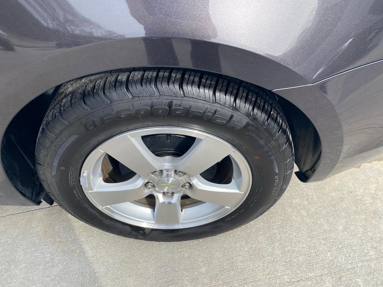 Used 2014 Chevrolet Cruze LT w/ Technology Package image 9