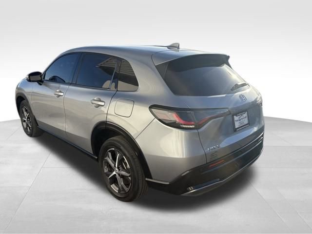 Used 2023 Honda HR-V EX-L image 7