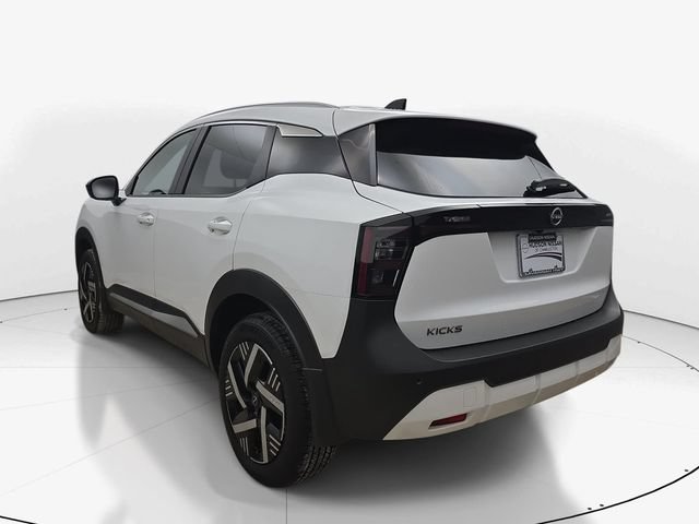 Used 2026 Nissan Kicks SV FWD image 8