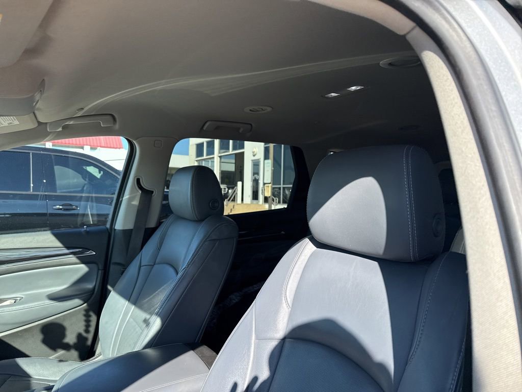 Used 2020 Buick Enclave Essence w/ Trailering Package, 5000 lbs. image 9