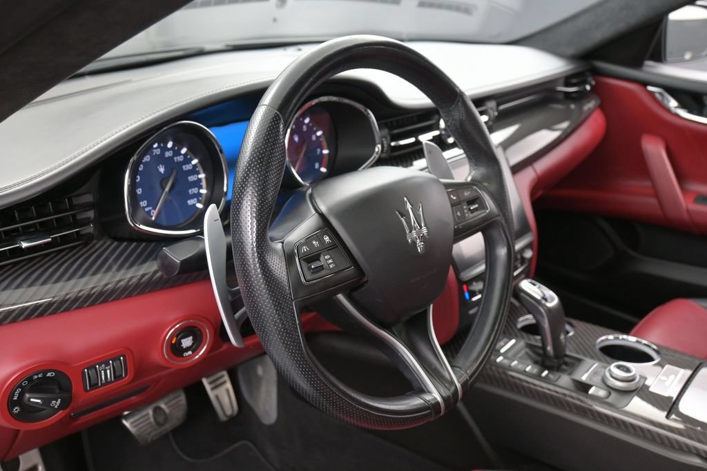 Used 2020 Maserati Quattroporte S GranSport Q4 AWD/4WD image 17