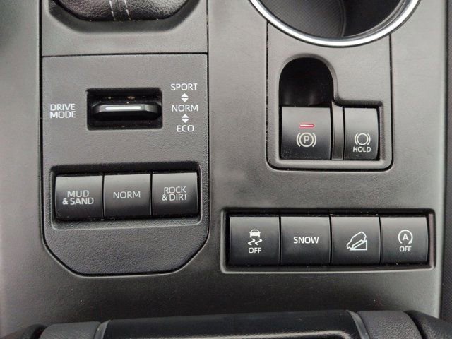 Used 2022 Toyota Highlander LE image 22