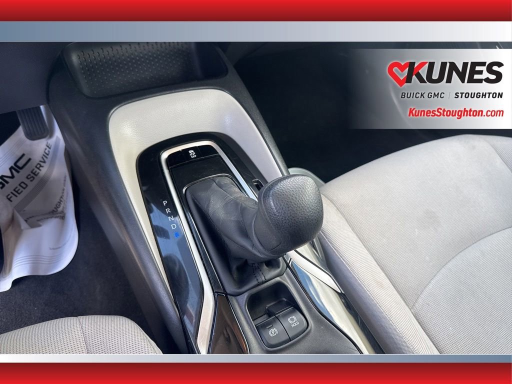 Used 2022 Toyota Corolla LE FWD image 32