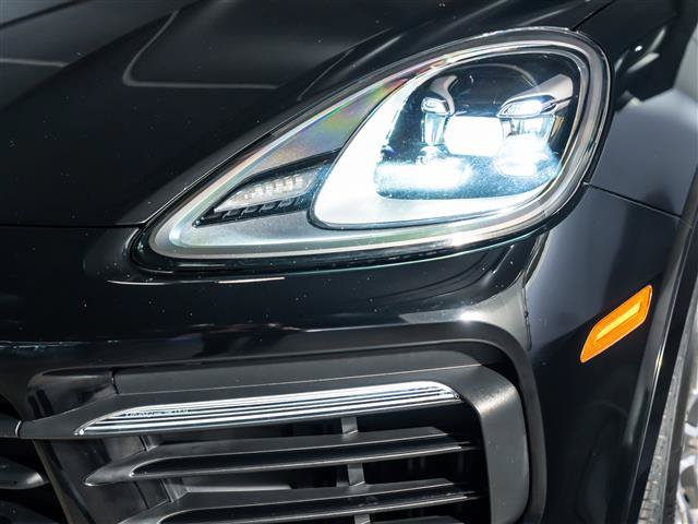 Certified 2020 Porsche Cayenne Coupe AWD/4WD image 12
