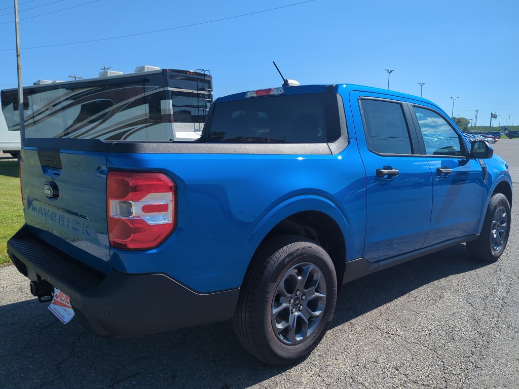 New 2025 Ford Maverick XLT w/ XLT Luxury Package image 7