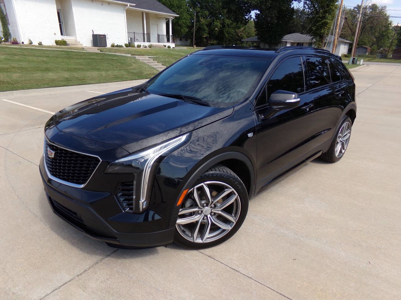Used 2022 Cadillac XT4 Sport AWD/4WD image 14