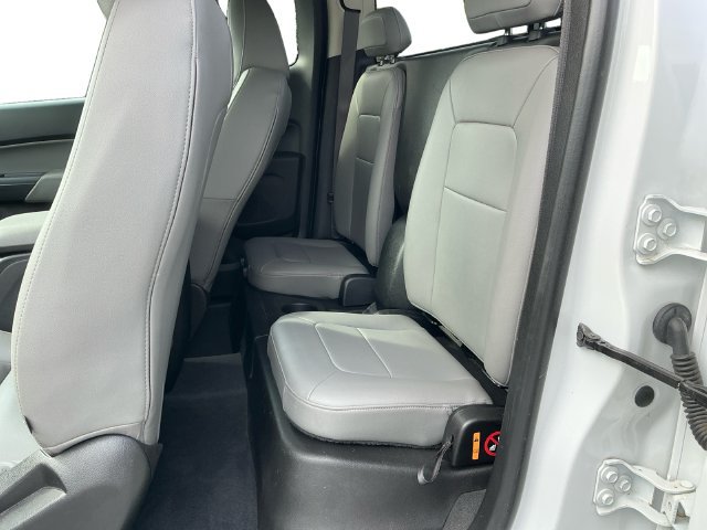 Used 2020 Chevrolet Colorado W/T w/ WT Convenience Package RWD image 16