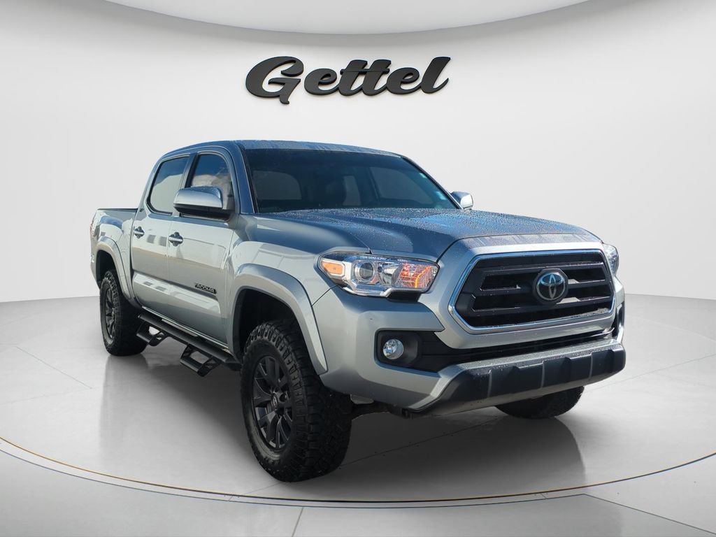 Used 2023 Toyota Tacoma SR5 AWD/4WD image 3
