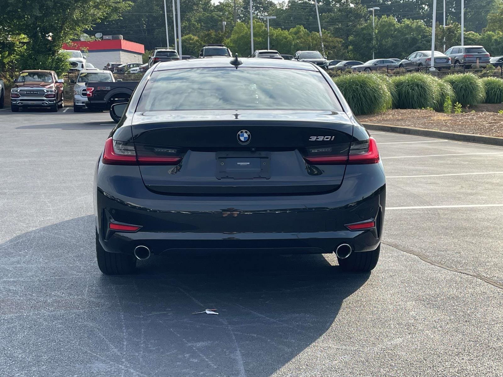Used 2020 BMW 330i Sedan w/ Driving Assistance Package RWD image 6