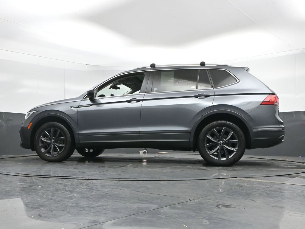 Used 2022 Volkswagen Tiguan SE image 44