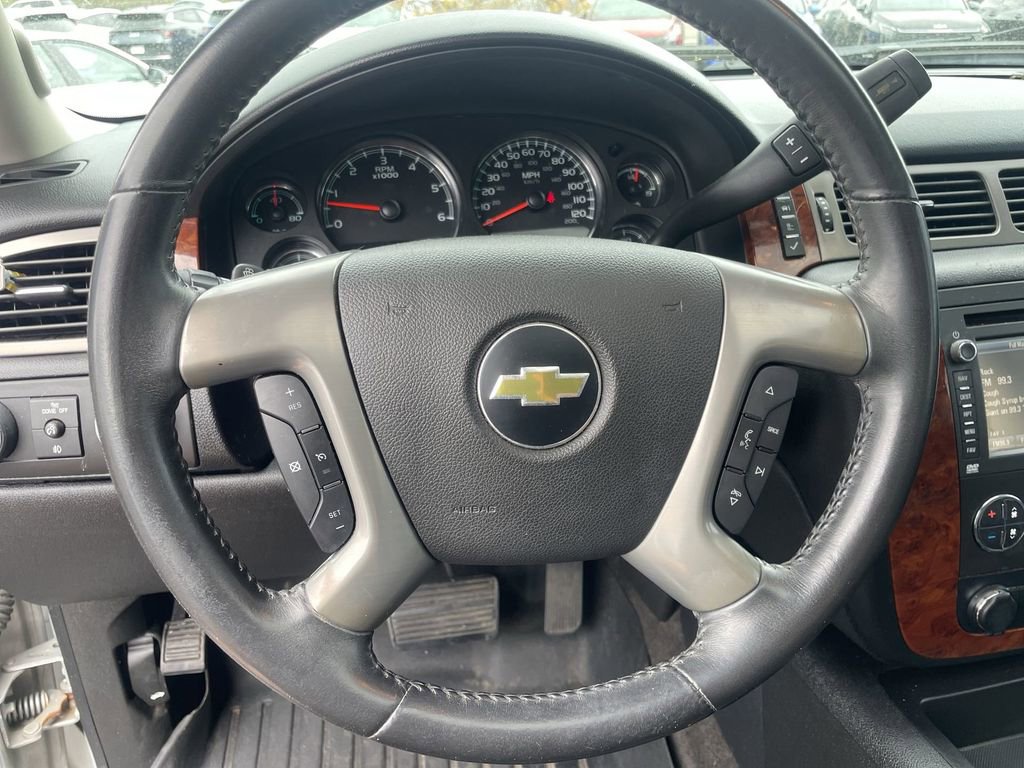 Used 2013 Chevrolet Tahoe LT AWD/4WD image 17