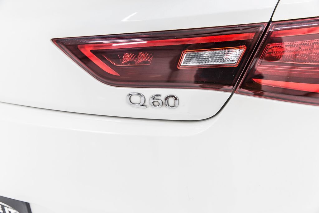 Used 2018 INFINITI Q60 3.0t Luxe w/ Sensory Package 3.0T Luxe RWD image 6