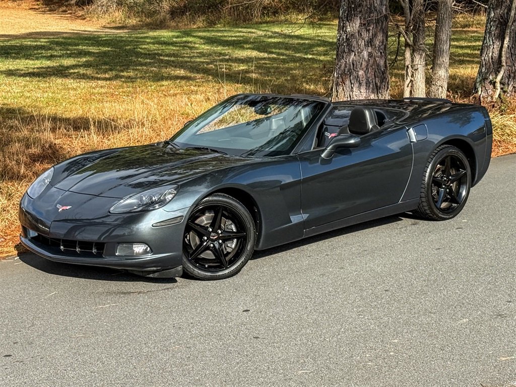 Used 2013 Chevrolet Corvette Convertible RWD image 12