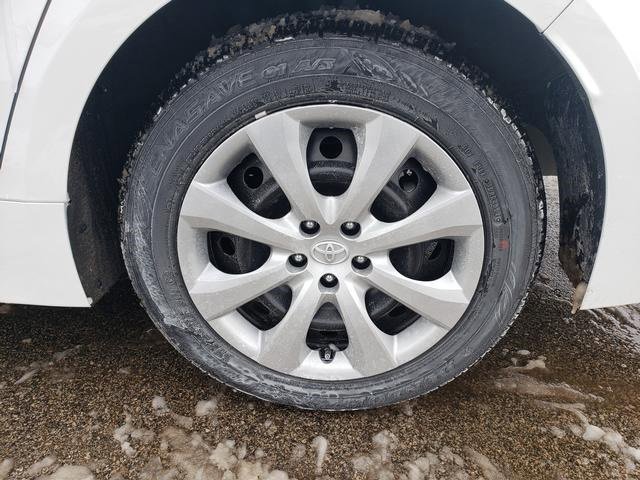 Used 2025 Toyota Corolla LE image 27