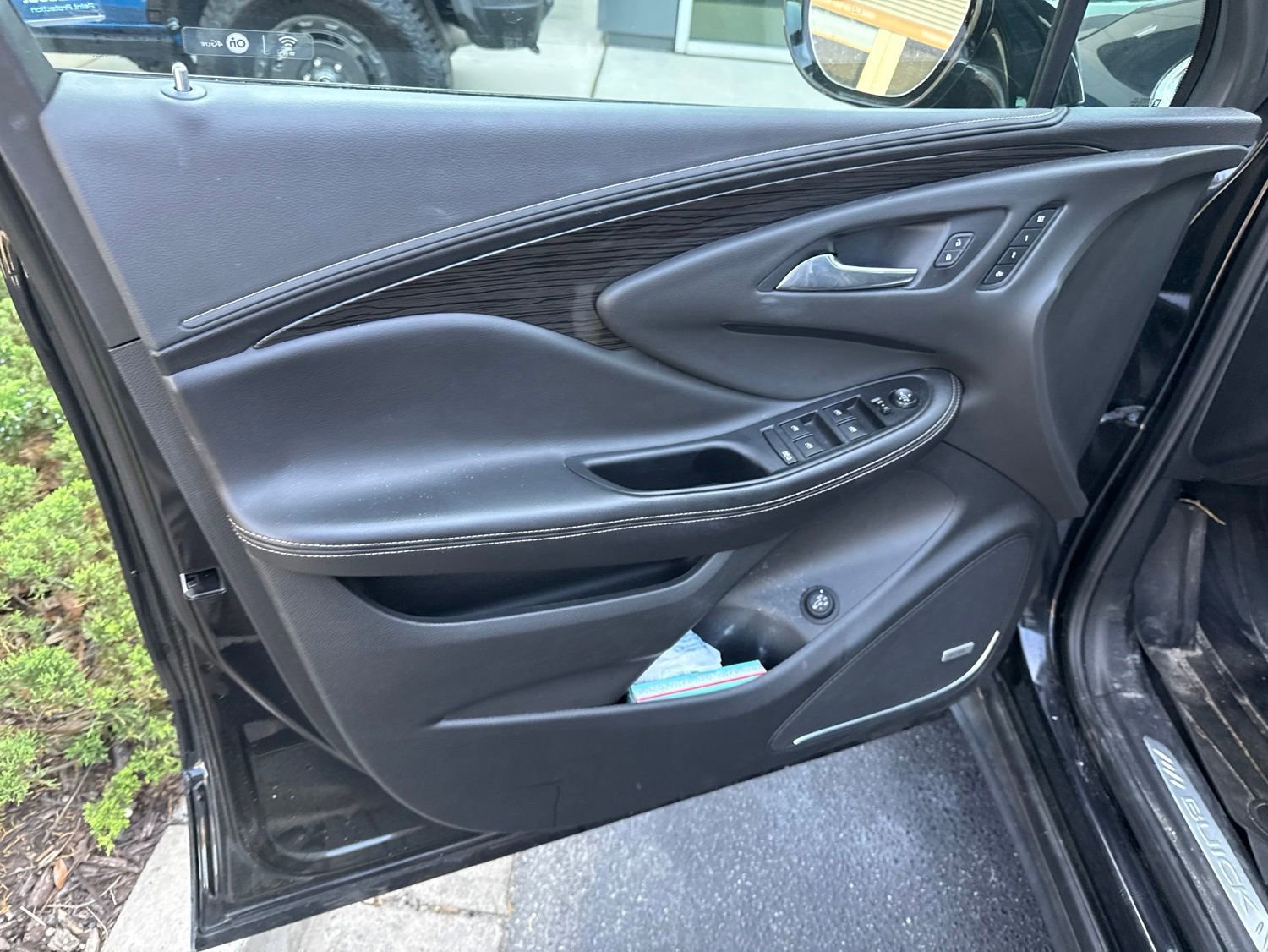 Used 2018 Buick Envision Premium w/ Driver Confidence Package AWD/4WD image 13