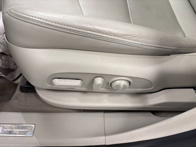 Used 2018 GMC Terrain Denali w/ Comfort Package image 17