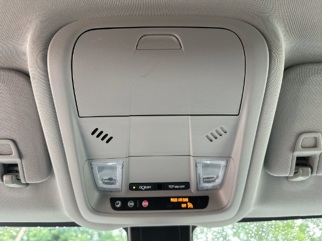 Used 2024 Chevrolet Equinox LT w/ LPO, Floor Liner Package FWD image 40